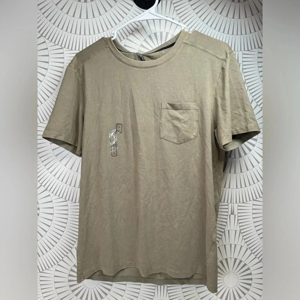 VRST NWT Men’s Short Sleeve Acid Wash Crew Neck‎ T-shirt Small